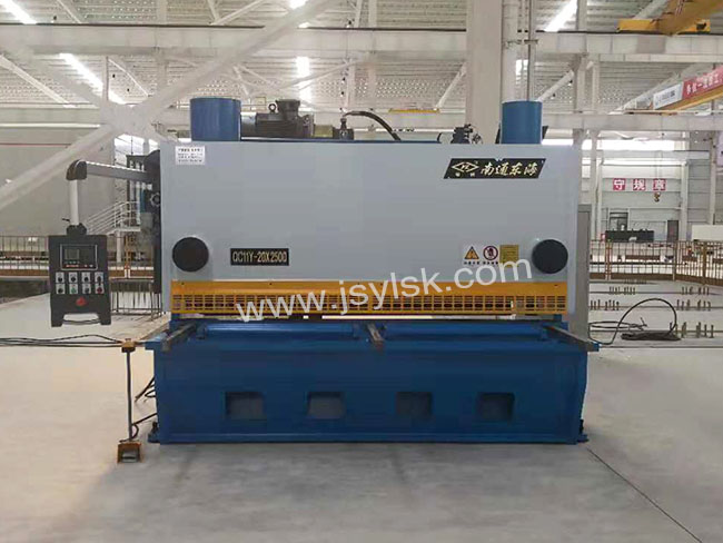 QC11Y-20*2500液壓剪板機(jī) QC11Y-20*2500液壓剪板機(jī)